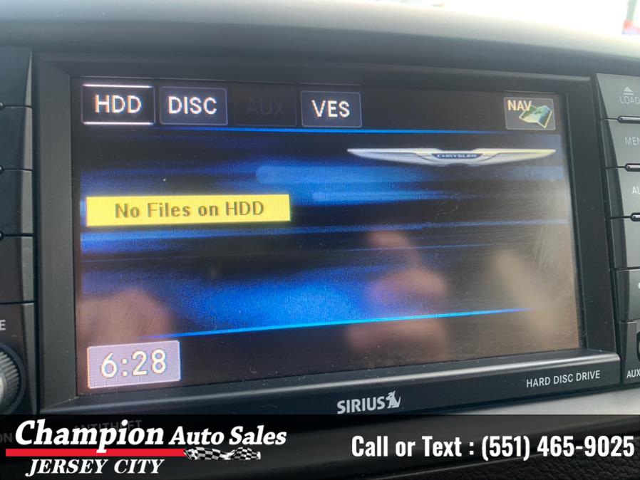 2014 Chrysler Town & Country 4dr Wgn Touring-L, available for sale in Jersey City, New Jersey | Champion Auto Sales. Jersey City, New Jersey 2014 Chrysler Town & Country 4dr Wgn Touring-L, available for sale in Jersey City, New Jersey | Champion Auto Sales. Jersey City, New Jersey