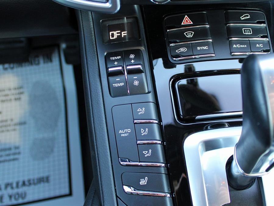2018 Porsche Cayenne , available for sale in Great Neck, New York | Auto Expo Ent Inc.. Great Neck, New York 2018 Porsche Cayenne , available for sale in Great Neck, New York | Auto Expo Ent Inc.. Great Neck, New York