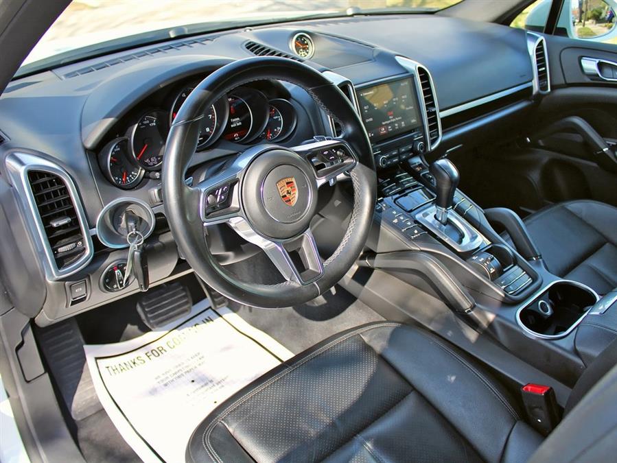 2018 Porsche Cayenne , available for sale in Great Neck, New York | Auto Expo Ent Inc.. Great Neck, New York 2018 Porsche Cayenne , available for sale in Great Neck, New York | Auto Expo Ent Inc.. Great Neck, New York
