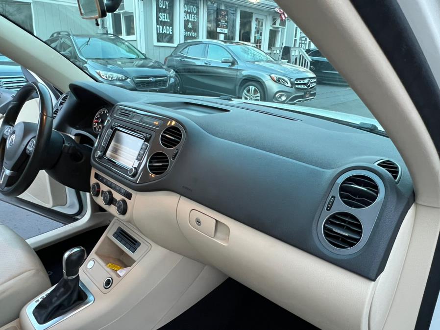 2014 Volkswagen Tiguan 4MOTION 4dr Auto S, available for sale in Canton, Connecticut | Lava Motors 2 Inc. Canton, Connecticut 2014 Volkswagen Tiguan 4MOTION 4dr Auto S, available for sale in Canton, Connecticut | Lava Motors 2 Inc. Canton, Connecticut