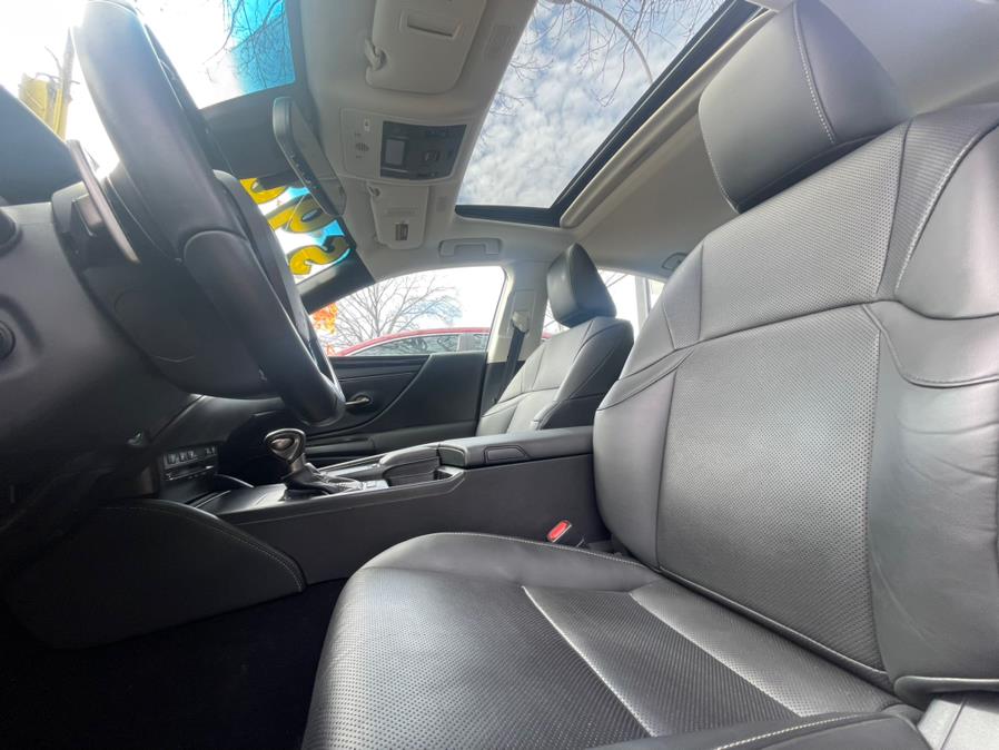 2020 Lexus ES ES 350 FWD, available for sale in Elmont, New York | Sunrise of Elmont. Elmont, New York 2020 Lexus ES ES 350 FWD, available for sale in Elmont, New York | Sunrise of Elmont. Elmont, New York