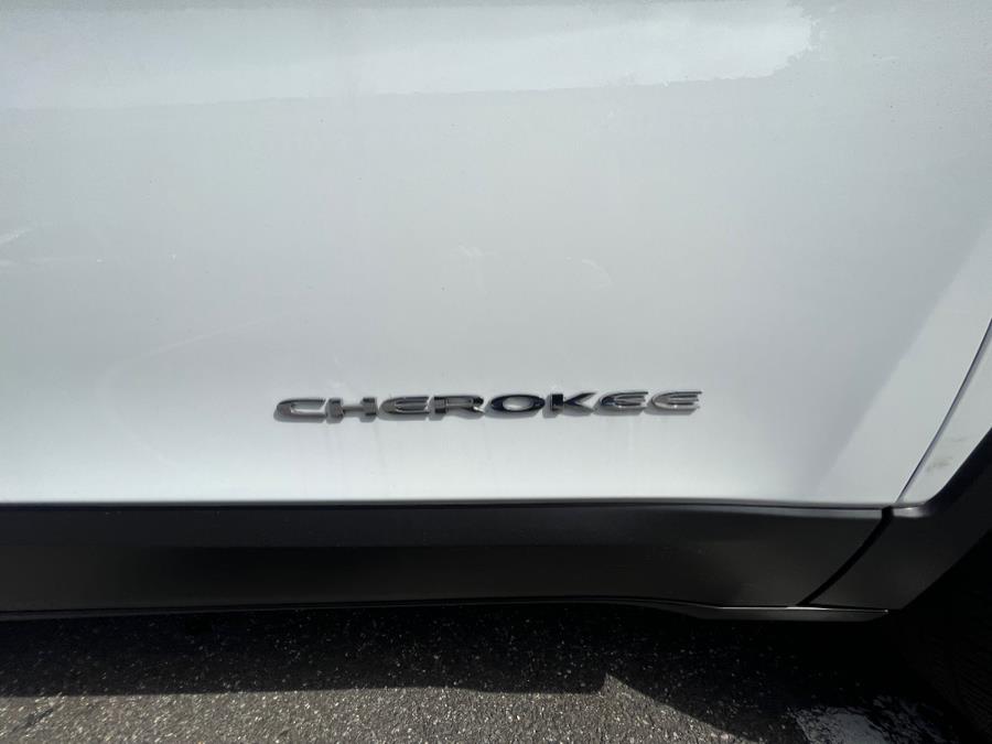2017 Jeep Cherokee Latitude. Low Miles!!!, available for sale in Elmont, New York | Sunrise of Elmont. Elmont, New York 2017 Jeep Cherokee Latitude. Low Miles!!!, available for sale in Elmont, New York | Sunrise of Elmont. Elmont, New York