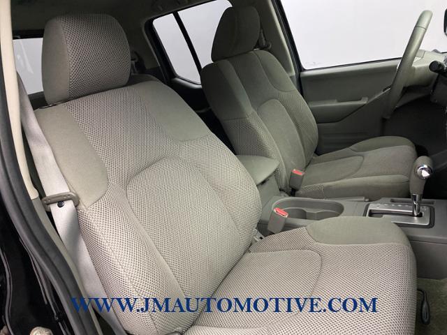 2016 Nissan Frontier 4WD Crew Cab SWB Auto SV, available for sale in Naugatuck, Connecticut | J&M Automotive Sls&Svc LLC. Naugatuck, Connecticut 2016 Nissan Frontier 4WD Crew Cab SWB Auto SV, available for sale in Naugatuck, Connecticut | J&M Automotive Sls&Svc LLC. Naugatuck, Connecticut
