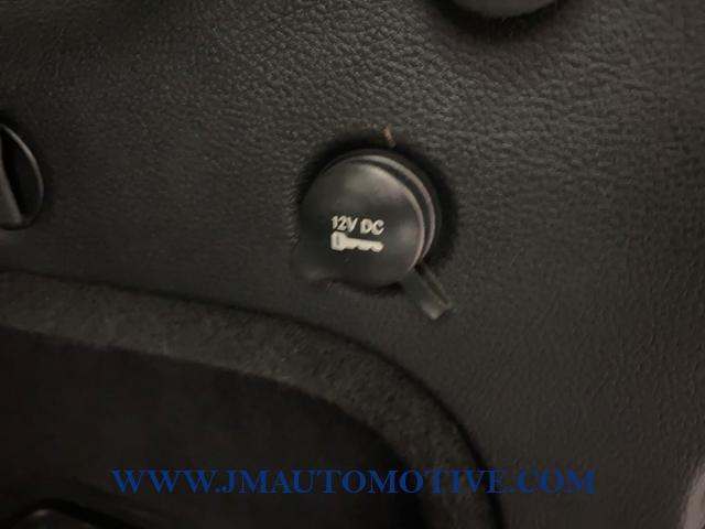 2017 Jeep Grand Cherokee Limited 4x4, available for sale in Naugatuck, Connecticut | J&M Automotive Sls&Svc LLC. Naugatuck, Connecticut 2017 Jeep Grand Cherokee Limited 4x4, available for sale in Naugatuck, Connecticut | J&M Automotive Sls&Svc LLC. Naugatuck, Connecticut