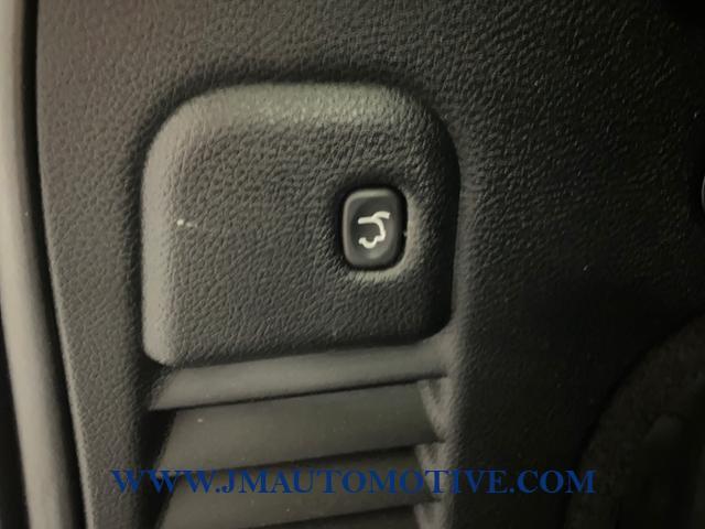 2017 Jeep Grand Cherokee Limited 4x4, available for sale in Naugatuck, Connecticut | J&M Automotive Sls&Svc LLC. Naugatuck, Connecticut 2017 Jeep Grand Cherokee Limited 4x4, available for sale in Naugatuck, Connecticut | J&M Automotive Sls&Svc LLC. Naugatuck, Connecticut