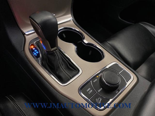 2017 Jeep Grand Cherokee Limited 4x4, available for sale in Naugatuck, Connecticut | J&M Automotive Sls&Svc LLC. Naugatuck, Connecticut 2017 Jeep Grand Cherokee Limited 4x4, available for sale in Naugatuck, Connecticut | J&M Automotive Sls&Svc LLC. Naugatuck, Connecticut