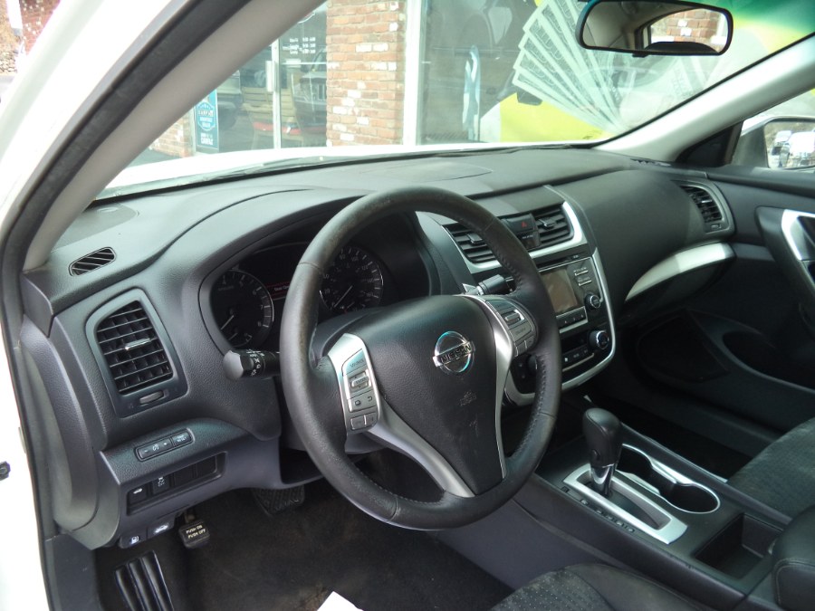 2017 Nissan Altima 2017.5 2.5 SV Sedan, available for sale in Naugatuck, Connecticut | Riverside Motorcars, LLC. Naugatuck, Connecticut 2017 Nissan Altima 2017.5 2.5 SV Sedan, available for sale in Naugatuck, Connecticut | Riverside Motorcars, LLC. Naugatuck, Connecticut
