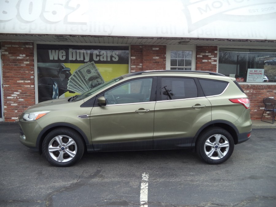 2014 Ford Escape 4WD 4dr SE, available for sale in Naugatuck, Connecticut | Riverside Motorcars, LLC. Naugatuck, Connecticut 2014 Ford Escape 4WD 4dr SE, available for sale in Naugatuck, Connecticut | Riverside Motorcars, LLC. Naugatuck, Connecticut