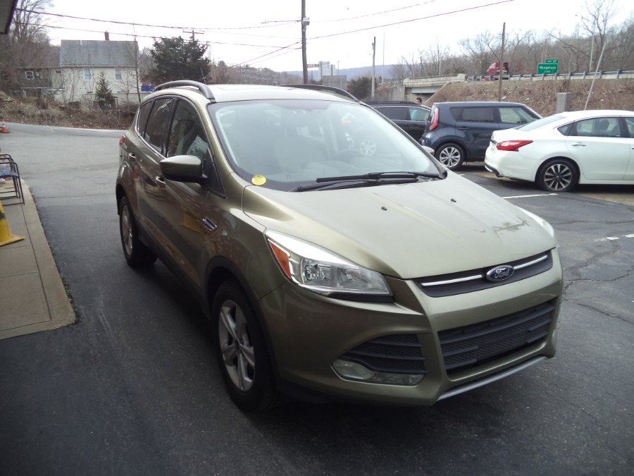 2014 Ford Escape 4WD 4dr SE, available for sale in Naugatuck, Connecticut | Riverside Motorcars, LLC. Naugatuck, Connecticut 2014 Ford Escape 4WD 4dr SE, available for sale in Naugatuck, Connecticut | Riverside Motorcars, LLC. Naugatuck, Connecticut
