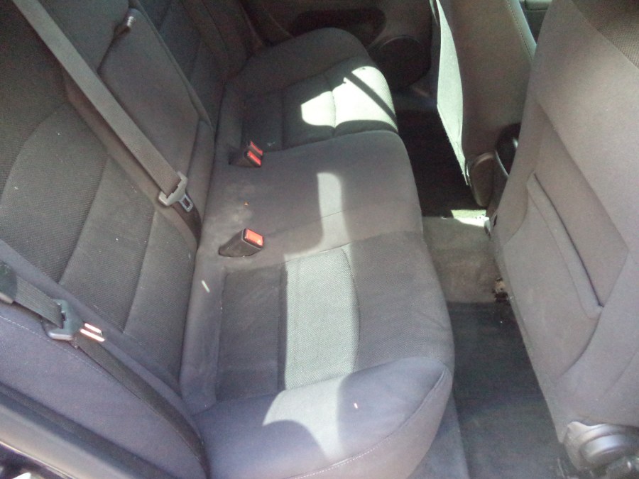2014 Chevrolet Cruze 4dr Sdn Auto 1LT, available for sale in Naugatuck, Connecticut | Riverside Motorcars, LLC. Naugatuck, Connecticut 2014 Chevrolet Cruze 4dr Sdn Auto 1LT, available for sale in Naugatuck, Connecticut | Riverside Motorcars, LLC. Naugatuck, Connecticut