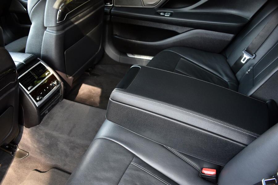 2018 BMW 7 Series 740i 4dr Sedan, available for sale in Great Neck, New York | Camy Cars. Great Neck, New York 2018 BMW 7 Series 740i 4dr Sedan, available for sale in Great Neck, New York | Camy Cars. Great Neck, New York