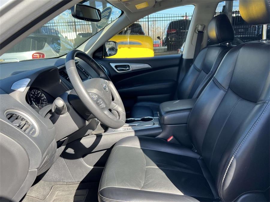 2020 Nissan Pathfinder SL, available for sale in Wantagh, New York | Wantagh Certified. Wantagh, New York 2020 Nissan Pathfinder SL, available for sale in Wantagh, New York | Wantagh Certified. Wantagh, New York