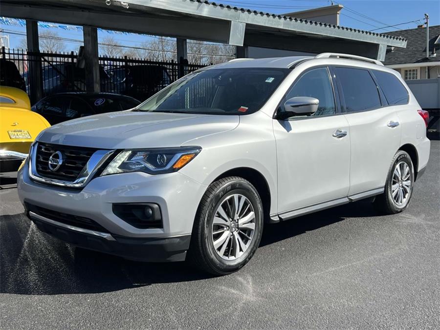 2020 Nissan Pathfinder SL, available for sale in Wantagh, New York | Wantagh Certified. Wantagh, New York 2020 Nissan Pathfinder SL, available for sale in Wantagh, New York | Wantagh Certified. Wantagh, New York