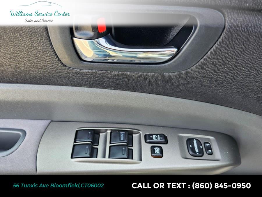 2006 Toyota Prius 5dr HB (Natl), available for sale in Bloomfield, Connecticut | Williams Service Center. Bloomfield, Connecticut 2006 Toyota Prius 5dr HB (Natl), available for sale in Bloomfield, Connecticut | Williams Service Center. Bloomfield, Connecticut