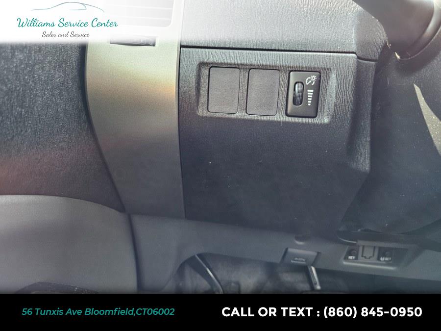 2006 Toyota Prius 5dr HB (Natl), available for sale in Bloomfield, Connecticut | Williams Service Center. Bloomfield, Connecticut 2006 Toyota Prius 5dr HB (Natl), available for sale in Bloomfield, Connecticut | Williams Service Center. Bloomfield, Connecticut