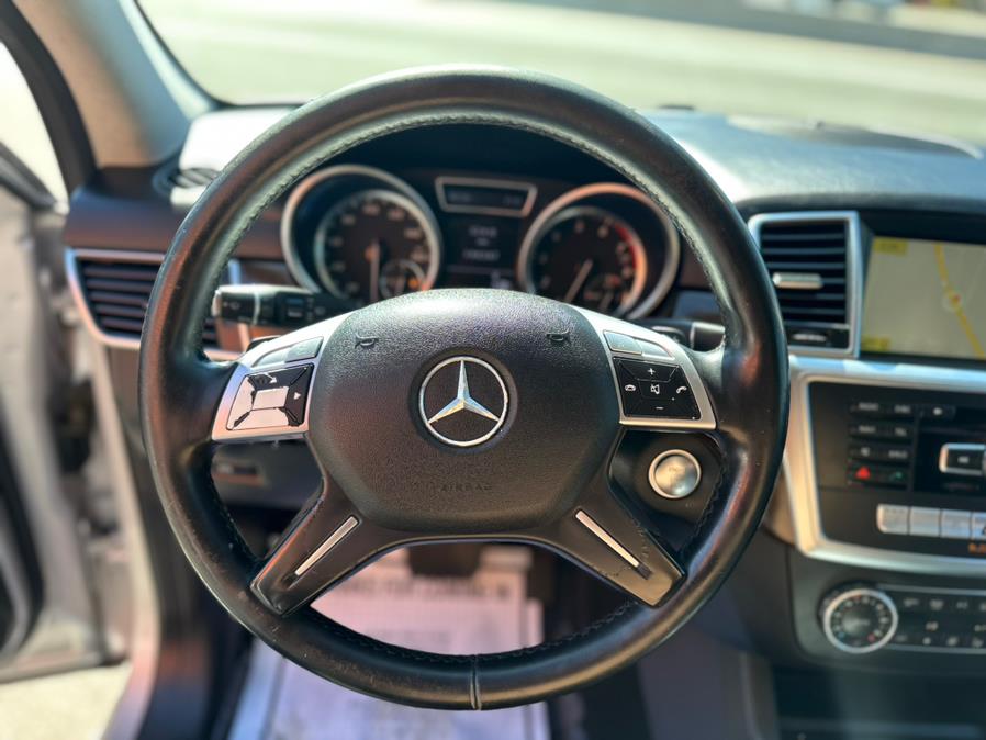 2012 Mercedes-Benz M-Class 4MATIC 4dr ML350, available for sale in Bloomingdale, New Jersey | Bloomingdale Auto Group. Bloomingdale, New Jersey 2012 Mercedes-Benz M-Class 4MATIC 4dr ML350, available for sale in Bloomingdale, New Jersey | Bloomingdale Auto Group. Bloomingdale, New Jersey