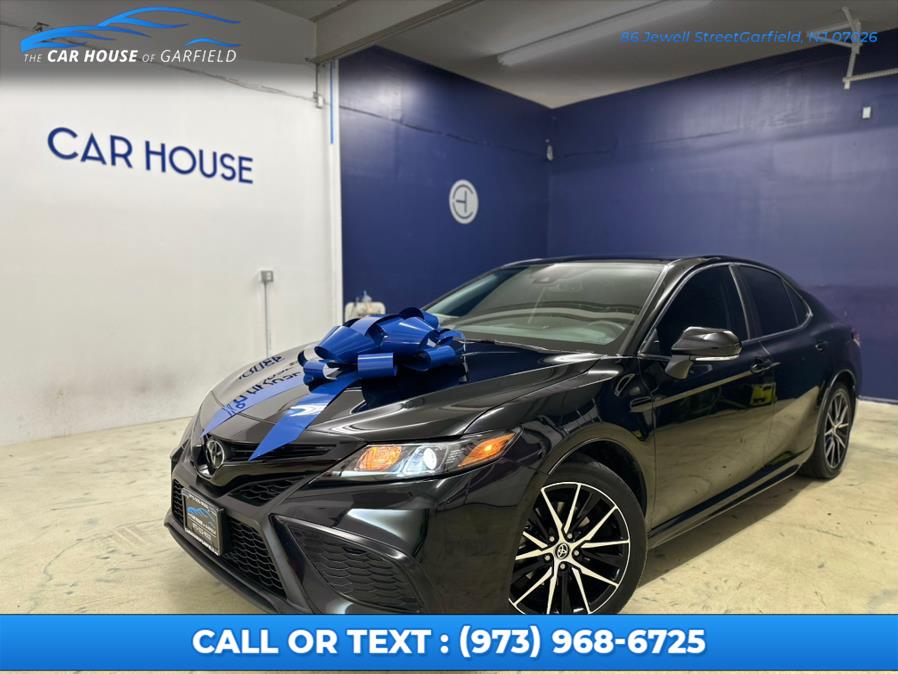 2021 Toyota Camry SE Auto (Natl), available for sale in Wayne, New Jersey | Car House Of Garfield. Wayne, New Jersey