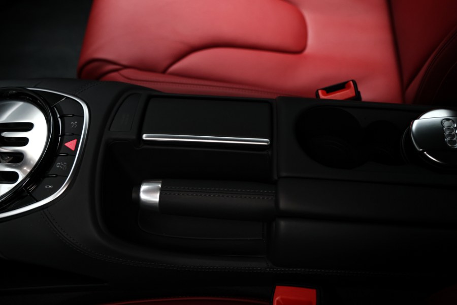 2015 Audi R8 2dr Cpe Man quattro V8, available for sale in North Salem, New York | Meccanic Shop North Inc. North Salem, New York 2015 Audi R8 2dr Cpe Man quattro V8, available for sale in North Salem, New York | Meccanic Shop North Inc. North Salem, New York