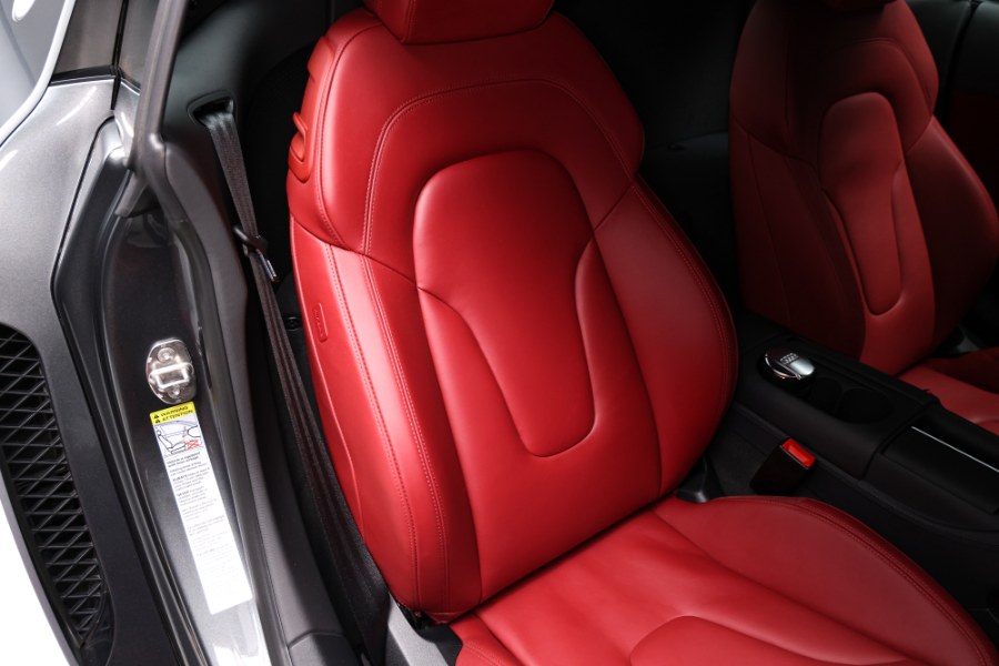 2015 Audi R8 2dr Cpe Man quattro V8, available for sale in North Salem, New York | Meccanic Shop North Inc. North Salem, New York 2015 Audi R8 2dr Cpe Man quattro V8, available for sale in North Salem, New York | Meccanic Shop North Inc. North Salem, New York