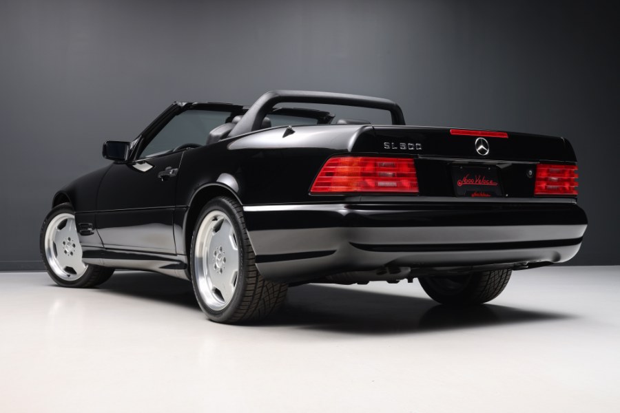 1998 Mercedes-Benz SL-Class 2dr Roadster 5.0L, available for sale in North Salem, New York | Meccanic Shop North Inc. North Salem, New York 1998 Mercedes-Benz SL-Class 2dr Roadster 5.0L, available for sale in North Salem, New York | Meccanic Shop North Inc. North Salem, New York