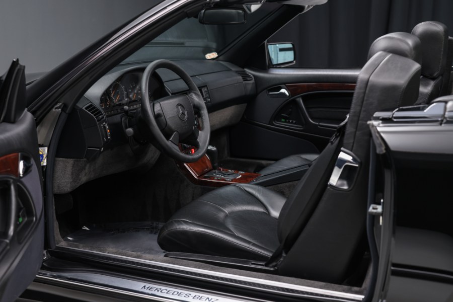 1998 Mercedes-Benz SL-Class 2dr Roadster 5.0L, available for sale in North Salem, New York | Meccanic Shop North Inc. North Salem, New York 1998 Mercedes-Benz SL-Class 2dr Roadster 5.0L, available for sale in North Salem, New York | Meccanic Shop North Inc. North Salem, New York