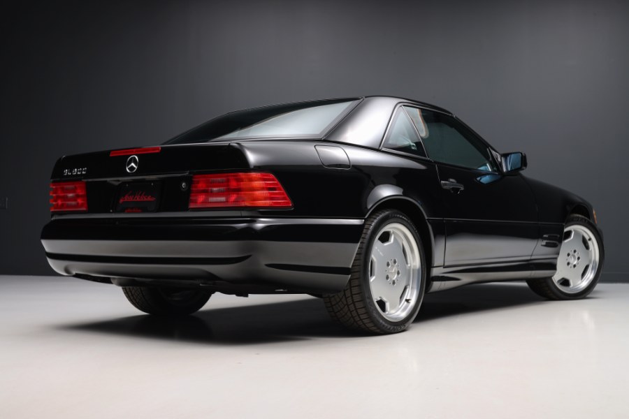 1998 Mercedes-Benz SL-Class 2dr Roadster 5.0L, available for sale in North Salem, New York | Meccanic Shop North Inc. North Salem, New York 1998 Mercedes-Benz SL-Class 2dr Roadster 5.0L, available for sale in North Salem, New York | Meccanic Shop North Inc. North Salem, New York