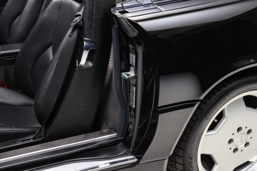 1998 Mercedes-Benz SL-Class 2dr Roadster 5.0L, available for sale in North Salem, New York | Meccanic Shop North Inc. North Salem, New York 1998 Mercedes-Benz SL-Class 2dr Roadster 5.0L, available for sale in North Salem, New York | Meccanic Shop North Inc. North Salem, New York