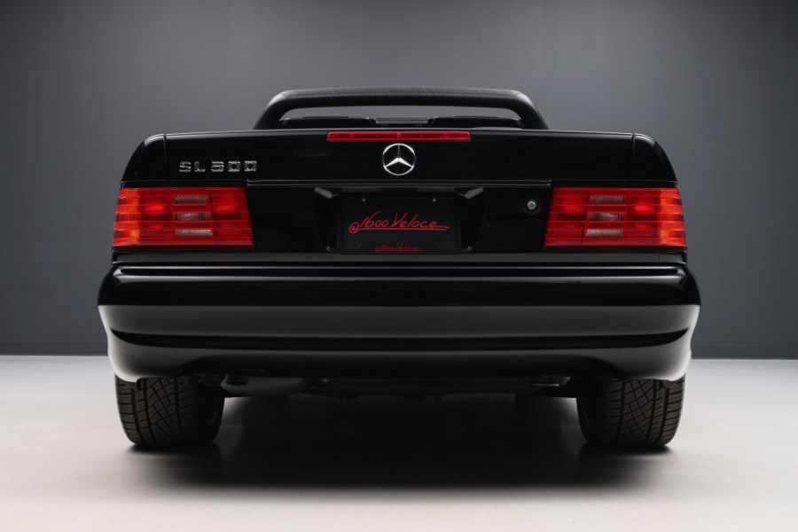1998 Mercedes-Benz SL-Class 2dr Roadster 5.0L, available for sale in North Salem, New York | Meccanic Shop North Inc. North Salem, New York 1998 Mercedes-Benz SL-Class 2dr Roadster 5.0L, available for sale in North Salem, New York | Meccanic Shop North Inc. North Salem, New York