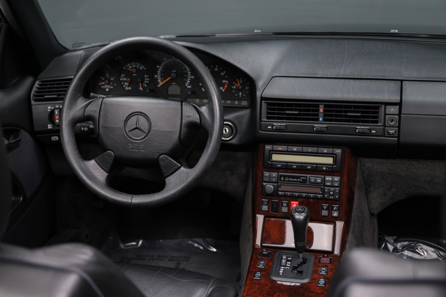 1998 Mercedes-Benz SL-Class 2dr Roadster 5.0L, available for sale in North Salem, New York | Meccanic Shop North Inc. North Salem, New York 1998 Mercedes-Benz SL-Class 2dr Roadster 5.0L, available for sale in North Salem, New York | Meccanic Shop North Inc. North Salem, New York