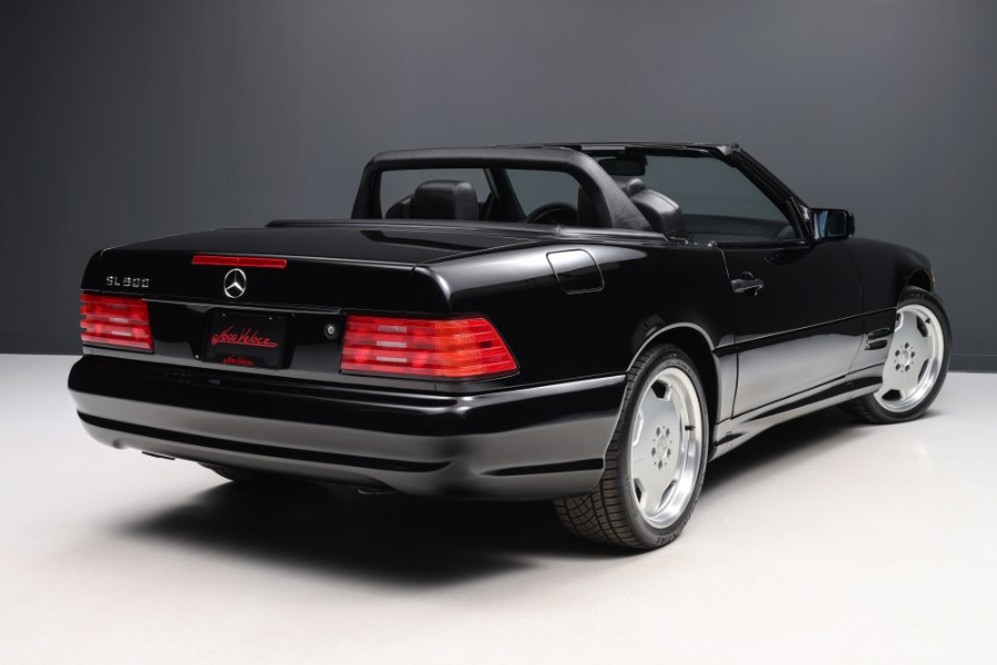 1998 Mercedes-Benz SL-Class 2dr Roadster 5.0L, available for sale in North Salem, New York | Meccanic Shop North Inc. North Salem, New York 1998 Mercedes-Benz SL-Class 2dr Roadster 5.0L, available for sale in North Salem, New York | Meccanic Shop North Inc. North Salem, New York
