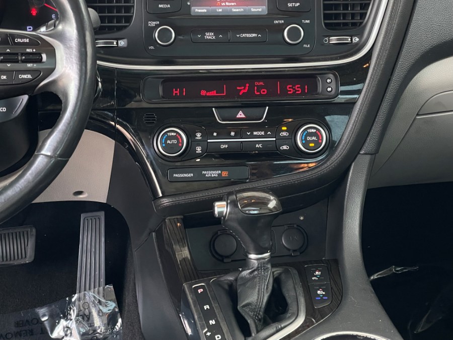 2015 Kia Optima 4dr Sdn EX, available for sale in Corona, California | Green Light Auto. Corona, California 2015 Kia Optima 4dr Sdn EX, available for sale in Corona, California | Green Light Auto. Corona, California