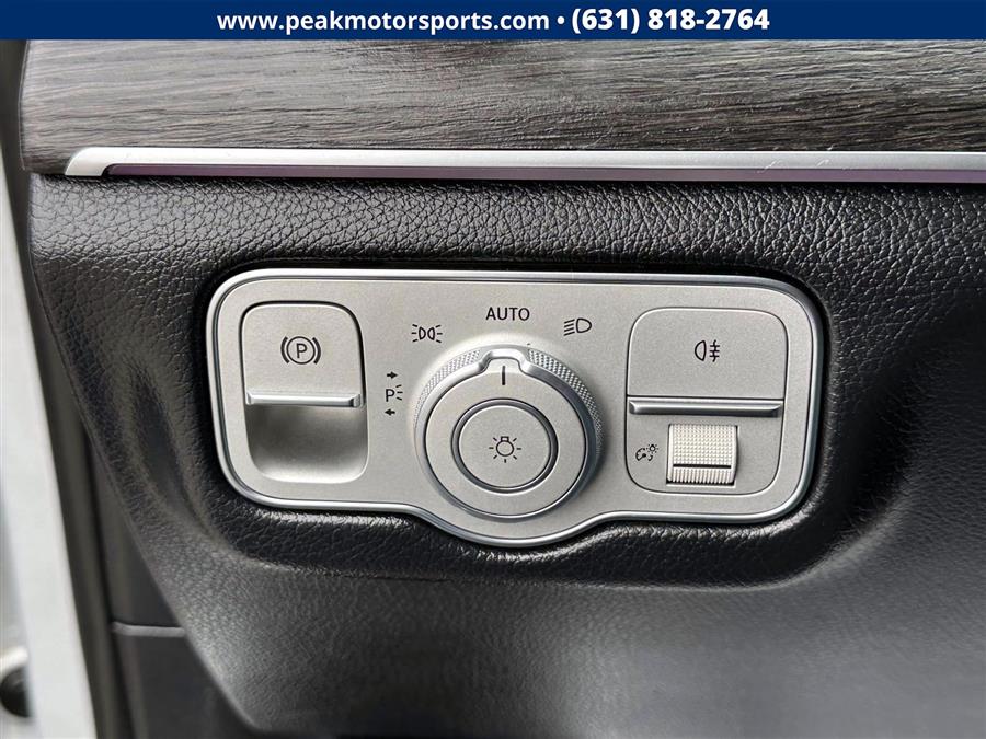 2020 Mercedes-Benz GLE GLE 350 4MATIC SUV, available for sale in Bayshore, New York | Peak Automotive Inc.. Bayshore, New York 2020 Mercedes-Benz GLE GLE 350 4MATIC SUV, available for sale in Bayshore, New York | Peak Automotive Inc.. Bayshore, New York