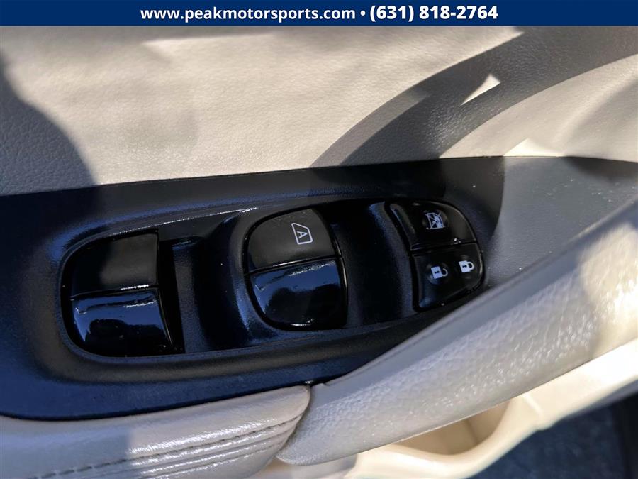 2015 Nissan Rogue AWD 4dr SV, available for sale in Bayshore, New York | Peak Automotive Inc.. Bayshore, New York 2015 Nissan Rogue AWD 4dr SV, available for sale in Bayshore, New York | Peak Automotive Inc.. Bayshore, New York