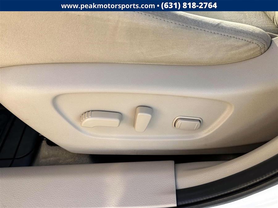 2015 Nissan Rogue AWD 4dr SV, available for sale in Bayshore, New York | Peak Automotive Inc.. Bayshore, New York 2015 Nissan Rogue AWD 4dr SV, available for sale in Bayshore, New York | Peak Automotive Inc.. Bayshore, New York