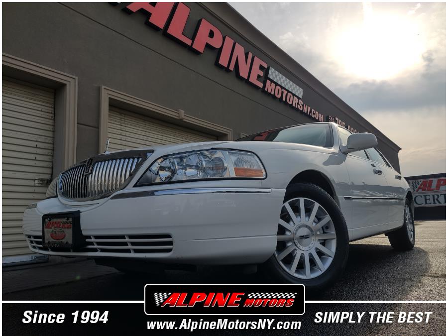 2007 Lincoln Town Car 4dr Sdn Signature, available for sale in Wantagh, New York | Alpine Motors Inc. Wantagh, New York