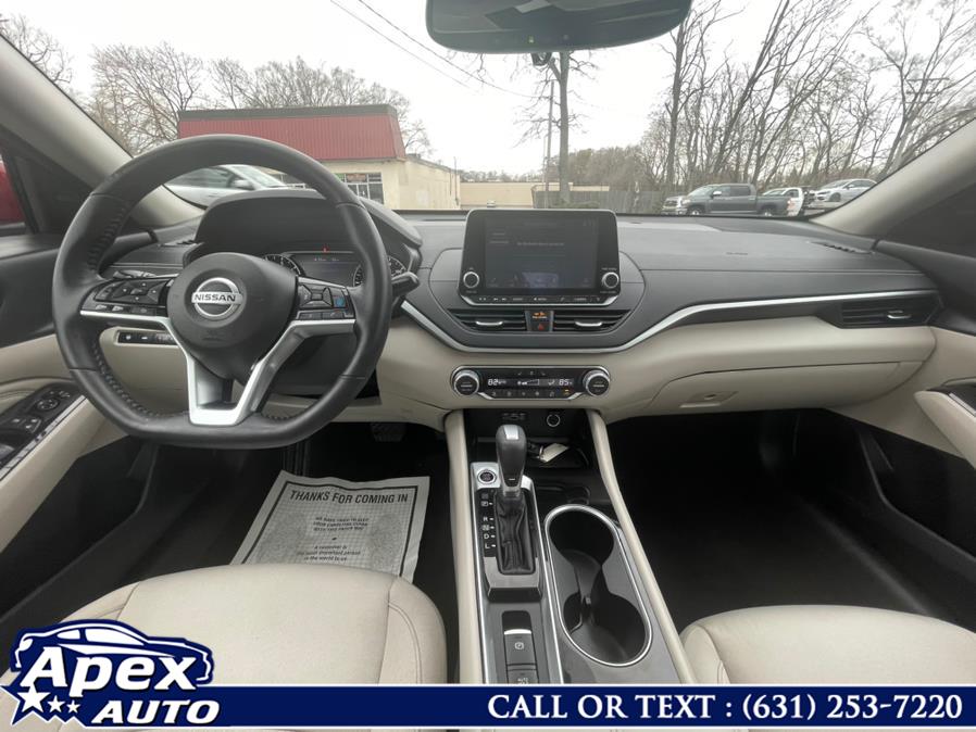 2020 Nissan Altima 2.5 SV Sedan, available for sale in Selden, New York | Apex Auto. Selden, New York 2020 Nissan Altima 2.5 SV Sedan, available for sale in Selden, New York | Apex Auto. Selden, New York