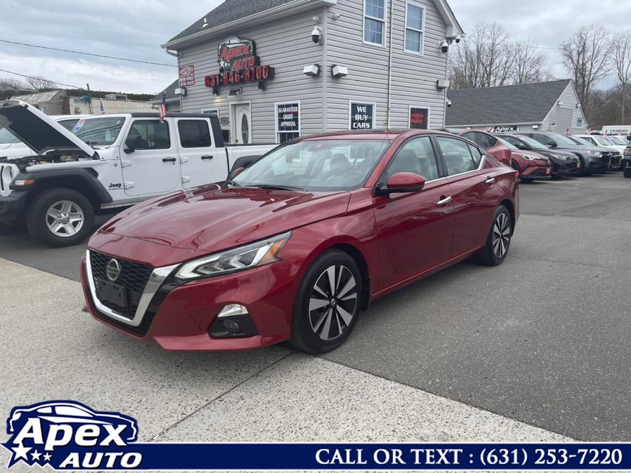 2020 Nissan Altima 2.5 SV Sedan, available for sale in Selden, New York | Apex Auto. Selden, New York 2020 Nissan Altima 2.5 SV Sedan, available for sale in Selden, New York | Apex Auto. Selden, New York