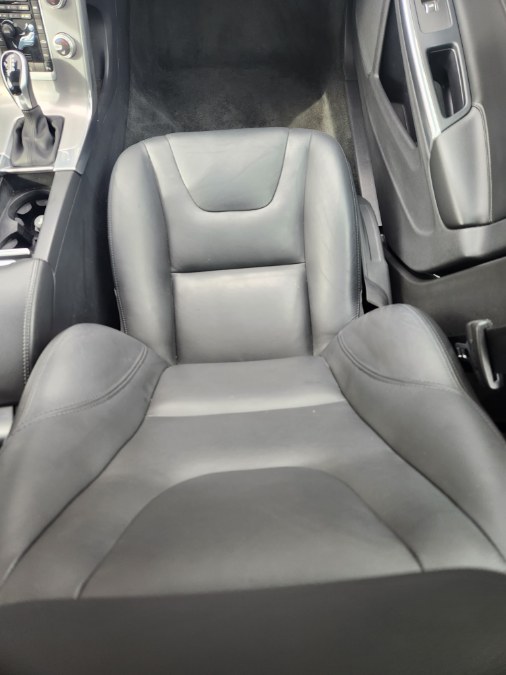 2017 Volvo S60 T5 AWD Inscription, available for sale in Bristol, Connecticut | Dealmax Motors LLC. Bristol, Connecticut 2017 Volvo S60 T5 AWD Inscription, available for sale in Bristol, Connecticut | Dealmax Motors LLC. Bristol, Connecticut