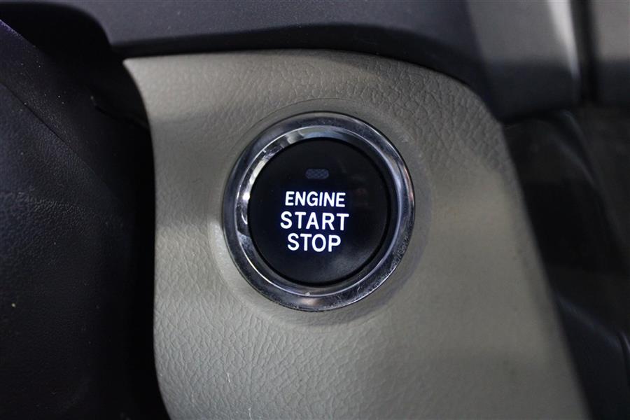 2018 Toyota Sienna XLE, available for sale in Paterson, New Jersey | Fast Track Motors. Paterson, New Jersey 2018 Toyota Sienna XLE, available for sale in Paterson, New Jersey | Fast Track Motors. Paterson, New Jersey