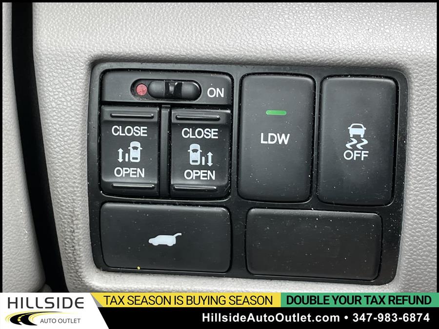 2016 Honda Odyssey EX-L, available for sale in Jamaica, New York | Hillside Auto Outlet. Jamaica, New York 2016 Honda Odyssey EX-L, available for sale in Jamaica, New York | Hillside Auto Outlet. Jamaica, New York