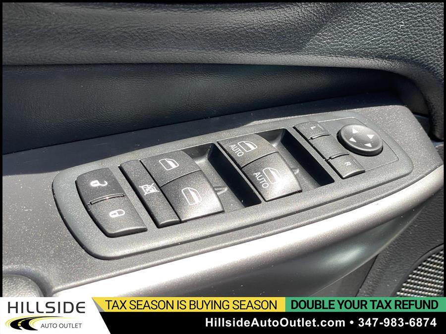 2020 Jeep Cherokee Latitude Plus, available for sale in Jamaica, New York | Hillside Auto Outlet. Jamaica, New York 2020 Jeep Cherokee Latitude Plus, available for sale in Jamaica, New York | Hillside Auto Outlet. Jamaica, New York
