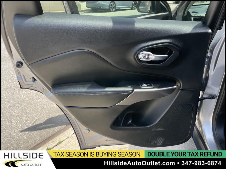 2020 Jeep Cherokee Latitude Plus, available for sale in Jamaica, New York | Hillside Auto Outlet. Jamaica, New York 2020 Jeep Cherokee Latitude Plus, available for sale in Jamaica, New York | Hillside Auto Outlet. Jamaica, New York