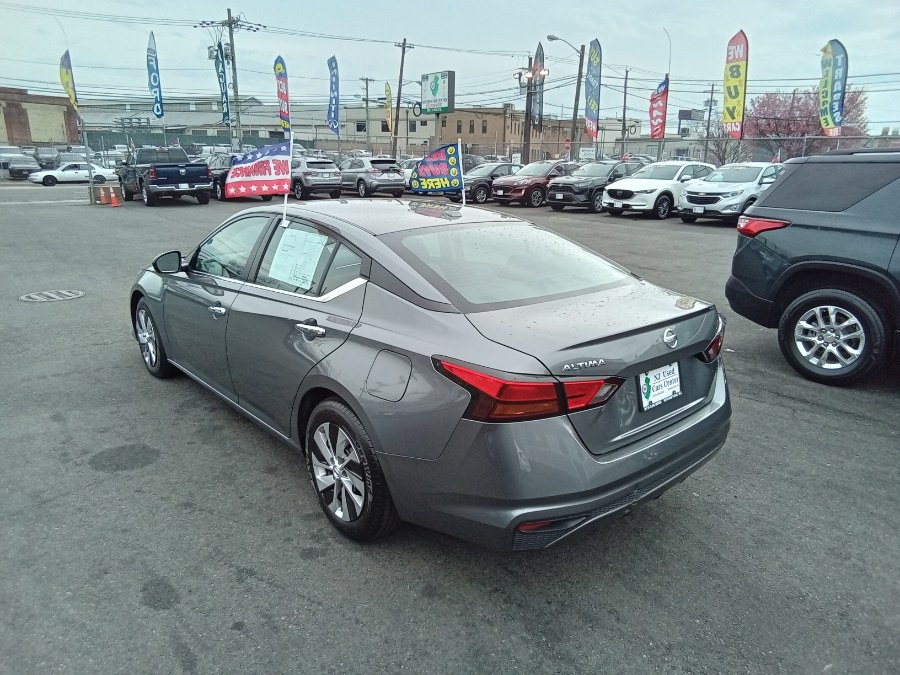 2020 Nissan Altima 2.5 S Sedan, available for sale in Irvington, New Jersey | NJ Used Cars Center. Irvington, New Jersey 2020 Nissan Altima 2.5 S Sedan, available for sale in Irvington, New Jersey | NJ Used Cars Center. Irvington, New Jersey