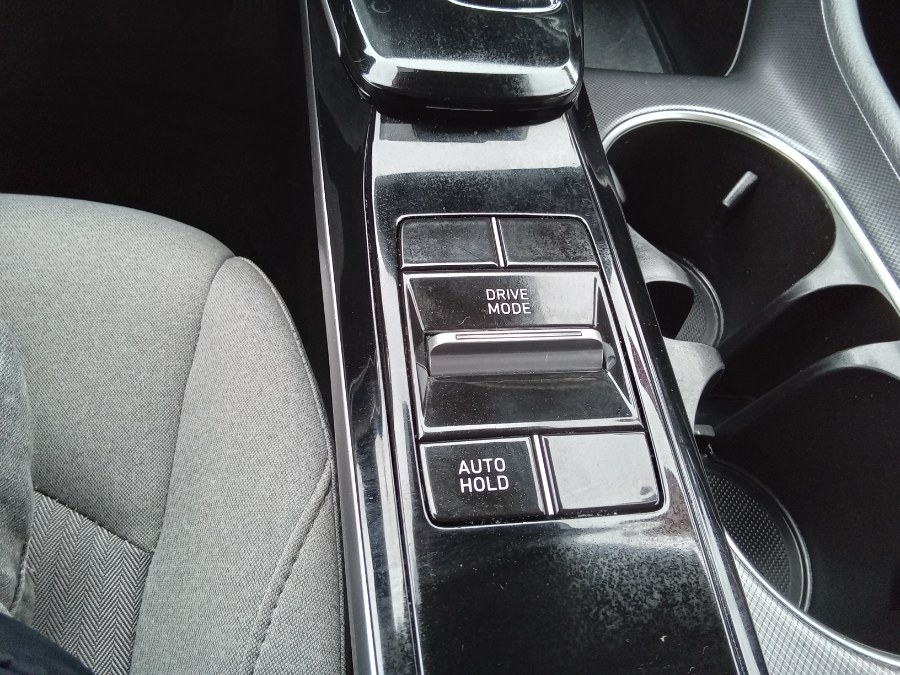 2021 Hyundai Sonata SE 2.5L, available for sale in Irvington, New Jersey | NJ Used Cars Center. Irvington, New Jersey 2021 Hyundai Sonata SE 2.5L, available for sale in Irvington, New Jersey | NJ Used Cars Center. Irvington, New Jersey
