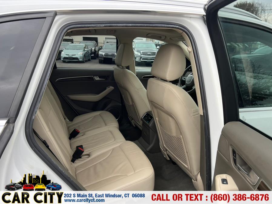 2011 Audi Q5 quattro 4dr 3.2L Prestige, available for sale in East Windsor, Connecticut | Car City LLC. East Windsor, Connecticut 2011 Audi Q5 quattro 4dr 3.2L Prestige, available for sale in East Windsor, Connecticut | Car City LLC. East Windsor, Connecticut