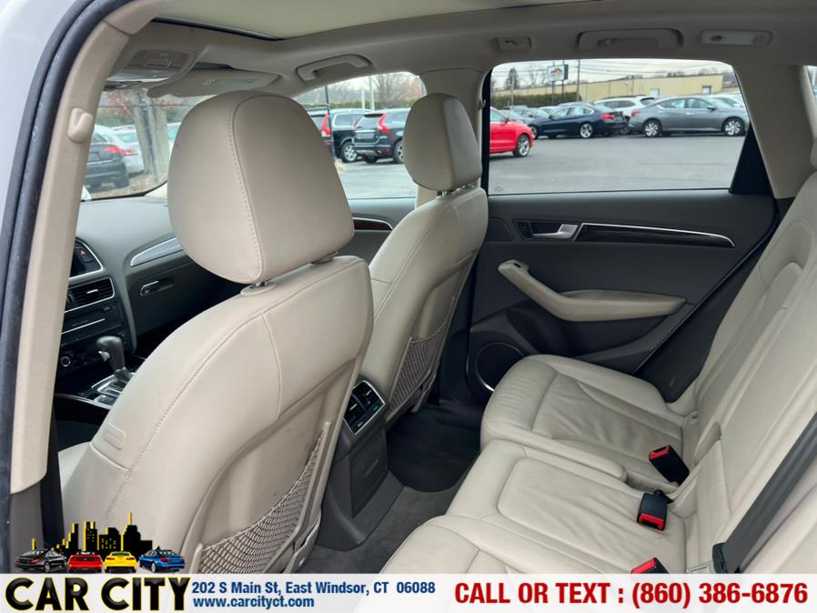 2011 Audi Q5 quattro 4dr 3.2L Prestige, available for sale in East Windsor, Connecticut | Car City LLC. East Windsor, Connecticut 2011 Audi Q5 quattro 4dr 3.2L Prestige, available for sale in East Windsor, Connecticut | Car City LLC. East Windsor, Connecticut