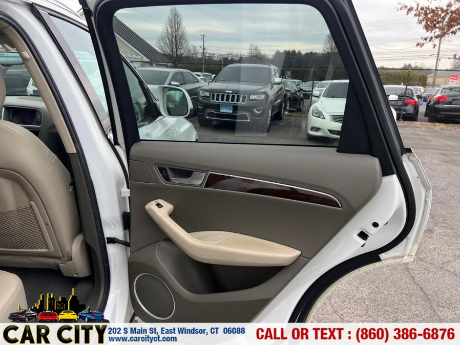 2011 Audi Q5 quattro 4dr 3.2L Prestige, available for sale in East Windsor, Connecticut | Car City LLC. East Windsor, Connecticut 2011 Audi Q5 quattro 4dr 3.2L Prestige, available for sale in East Windsor, Connecticut | Car City LLC. East Windsor, Connecticut