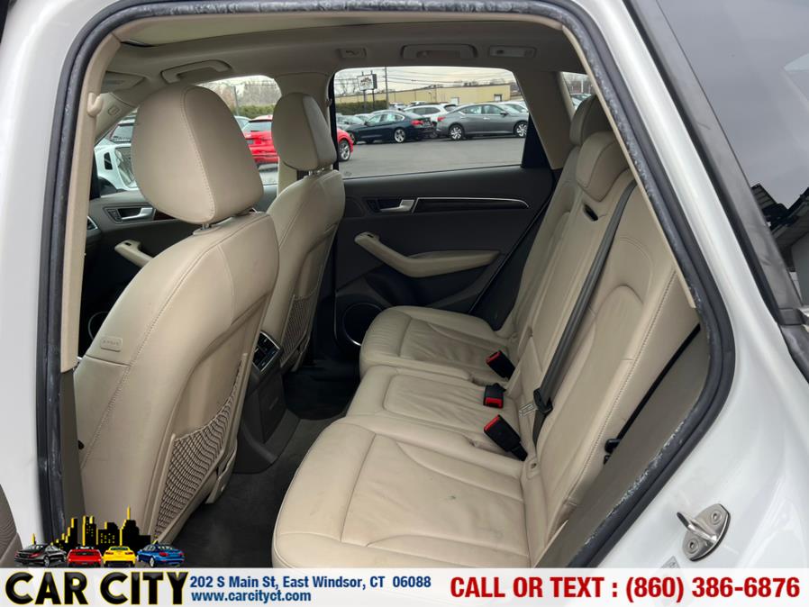 2011 Audi Q5 quattro 4dr 3.2L Prestige, available for sale in East Windsor, Connecticut | Car City LLC. East Windsor, Connecticut 2011 Audi Q5 quattro 4dr 3.2L Prestige, available for sale in East Windsor, Connecticut | Car City LLC. East Windsor, Connecticut