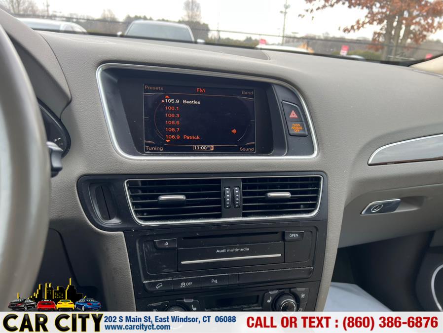 2011 Audi Q5 quattro 4dr 3.2L Prestige, available for sale in East Windsor, Connecticut | Car City LLC. East Windsor, Connecticut 2011 Audi Q5 quattro 4dr 3.2L Prestige, available for sale in East Windsor, Connecticut | Car City LLC. East Windsor, Connecticut