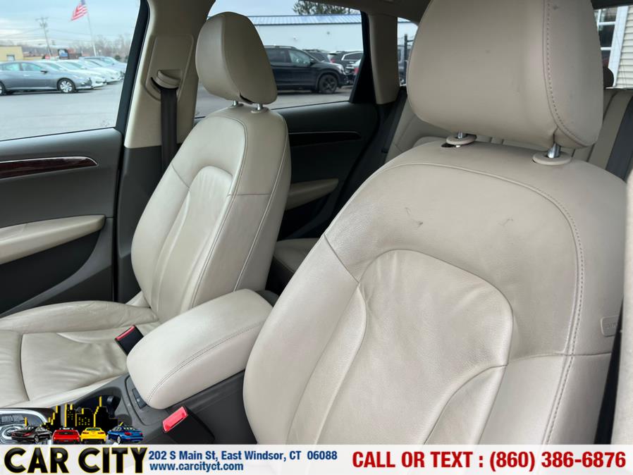 2011 Audi Q5 quattro 4dr 3.2L Prestige, available for sale in East Windsor, Connecticut | Car City LLC. East Windsor, Connecticut 2011 Audi Q5 quattro 4dr 3.2L Prestige, available for sale in East Windsor, Connecticut | Car City LLC. East Windsor, Connecticut